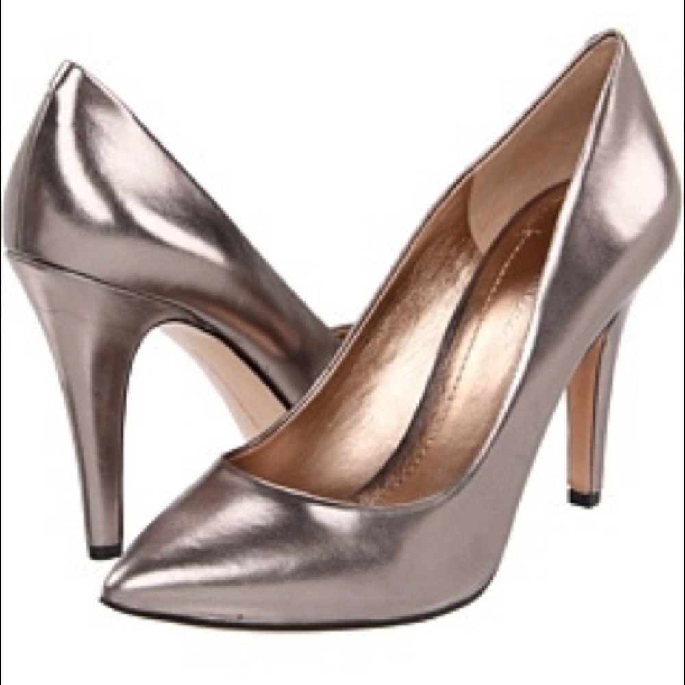 Matte metallic pewter pumps